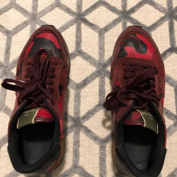 valentino rockrunner on feet